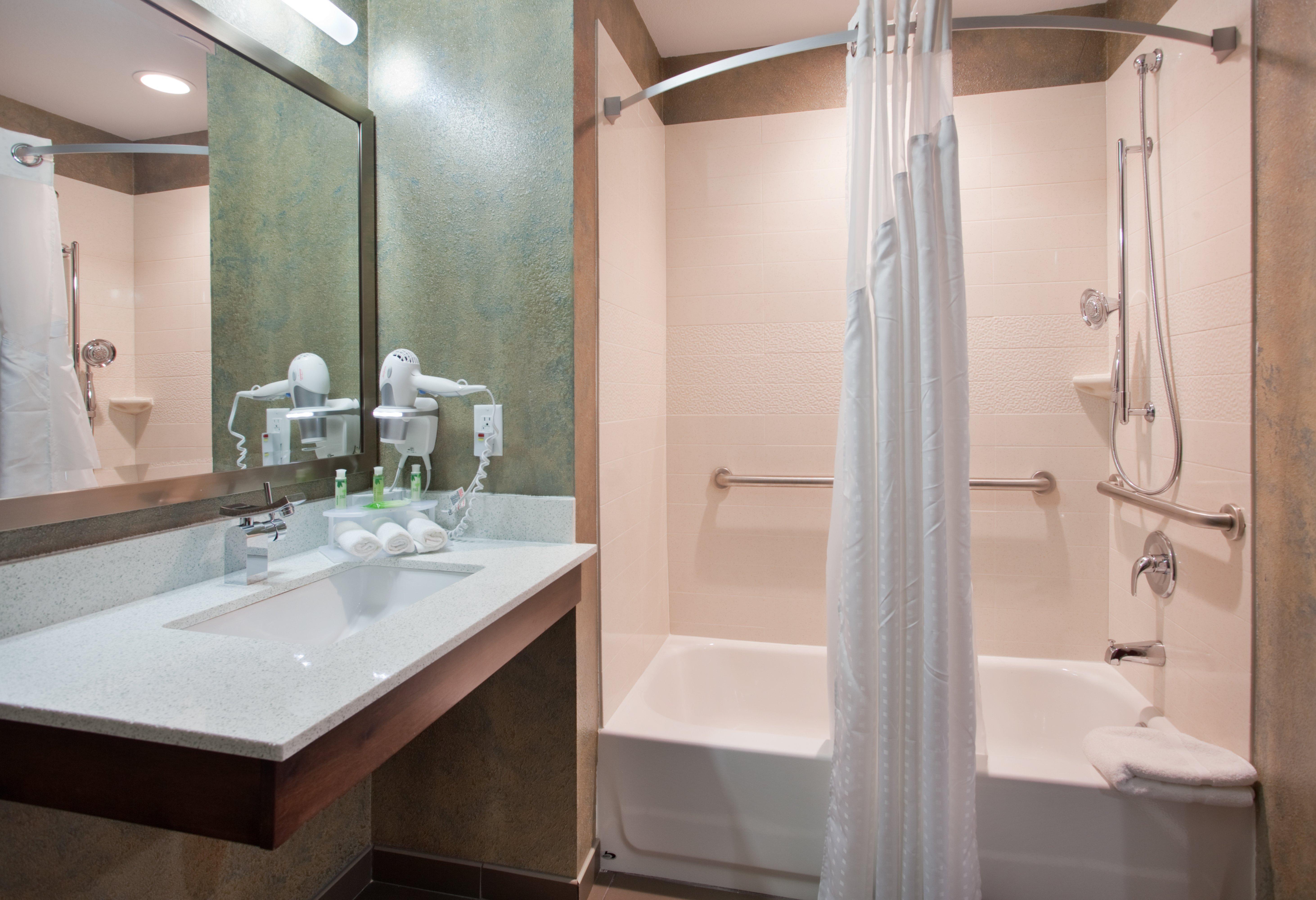 Holiday Inn Express & Suites St Louis Airport By Ihg Woodson Terrace Exterior photo